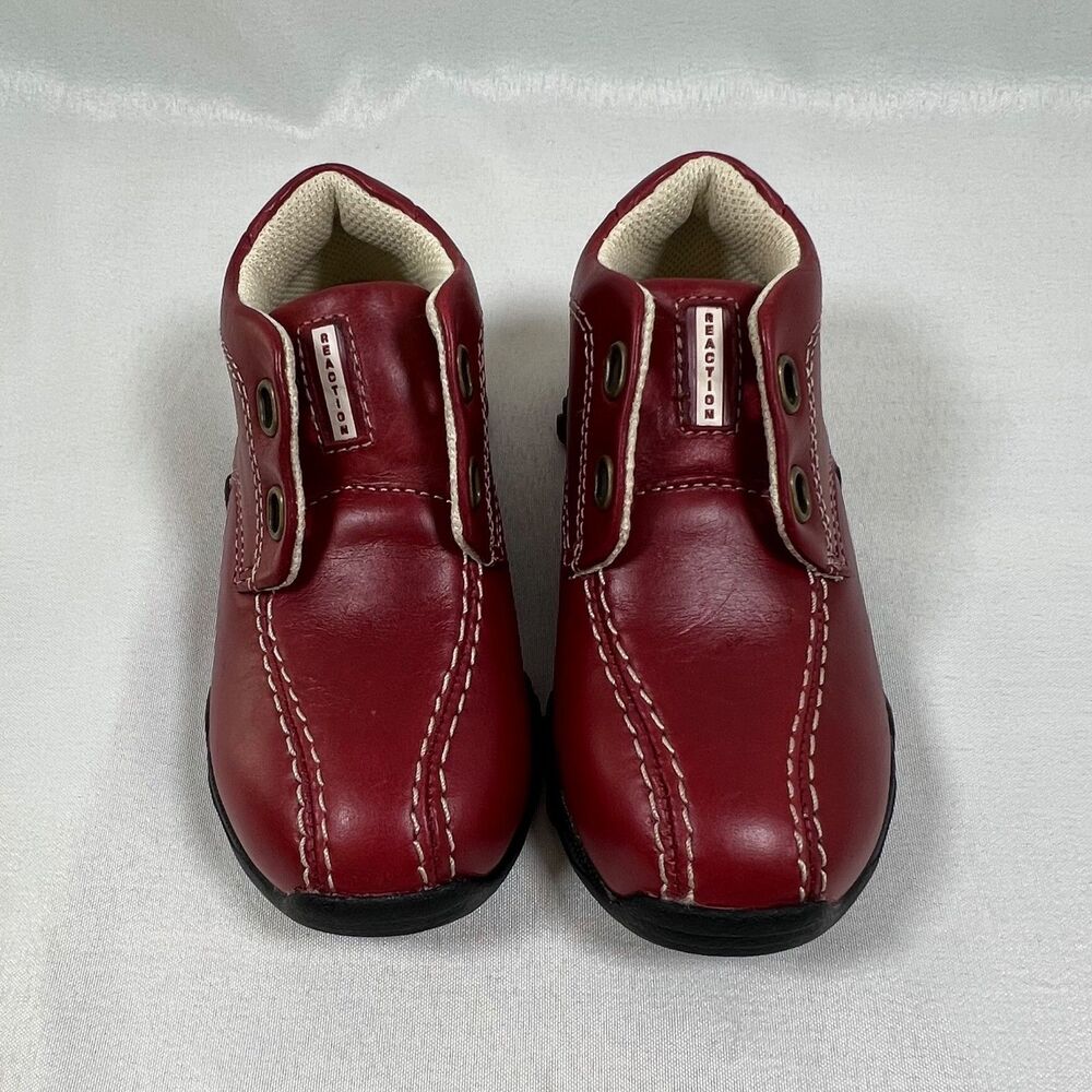 Kenneth Cole Reaction Burgundy/White Stitching Toddler Dress Shoes - Size 7.5